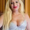 Blonder Sexengel Sunny. Bild